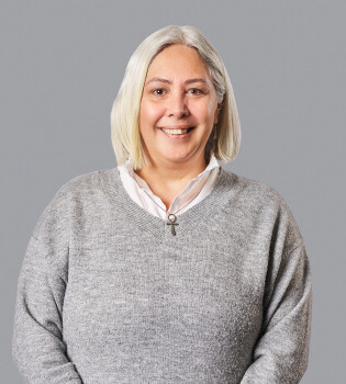 Michelle Colour  FocusFillWyIwLjAyIiwiLTAuNzUiLDMxNSwzNTBd